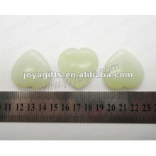 35MM Jade de la nueva forma de la forma del corazón, alto pulido, alta calidad, piedra natural de la forma del corazón